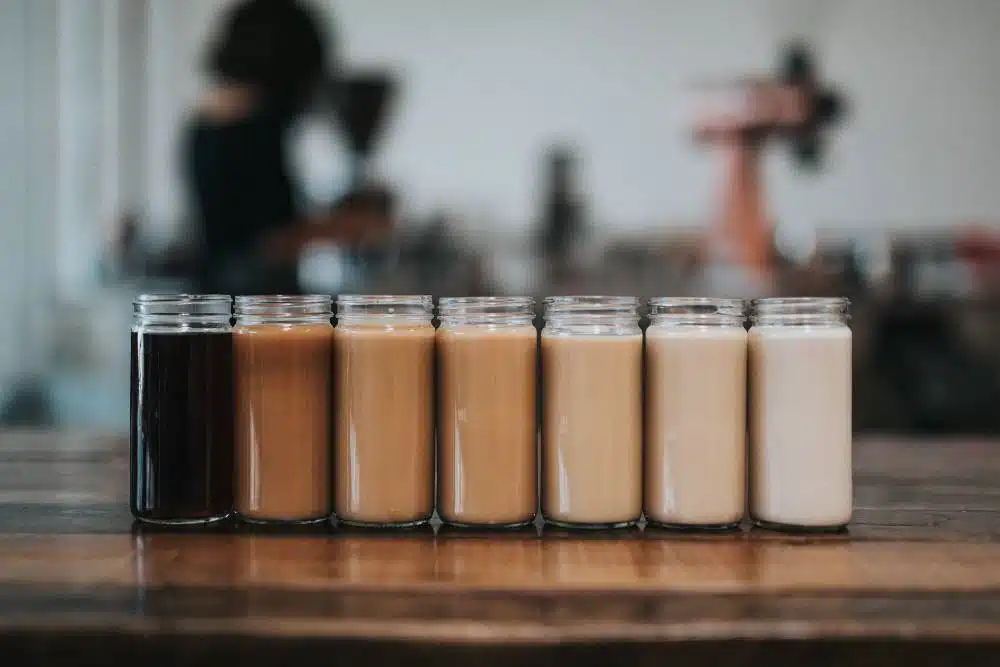 A gradation of milk in coffees