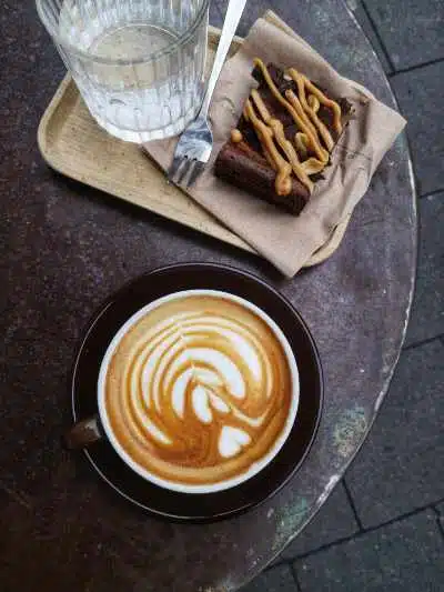 A coffee and a Brownie