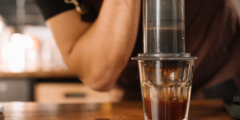 Aeropress Normal vs Inverted Method (Turn Your Coffee On Its Head)